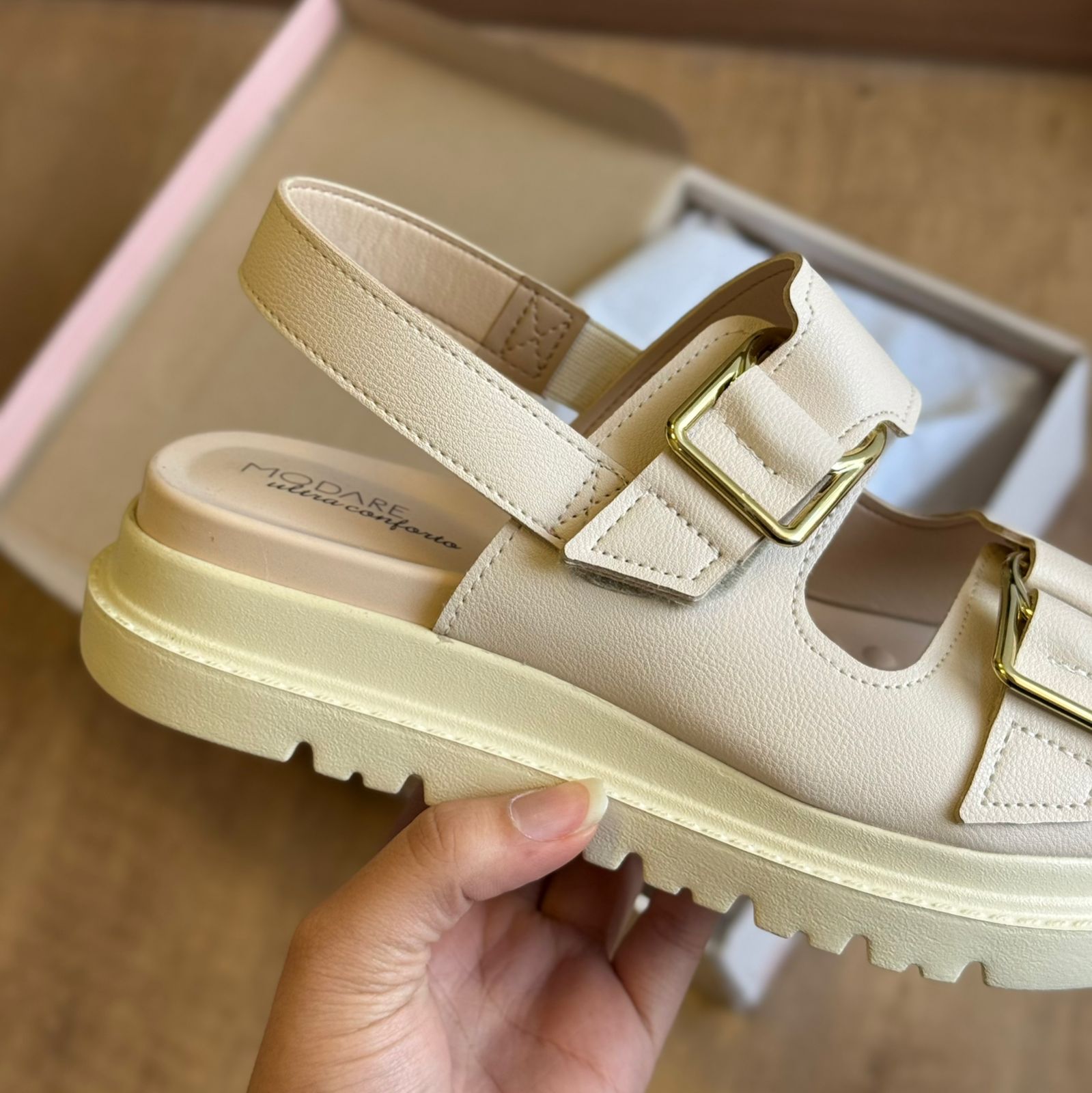 Sandália Modare Espelho Dourado 7200.102