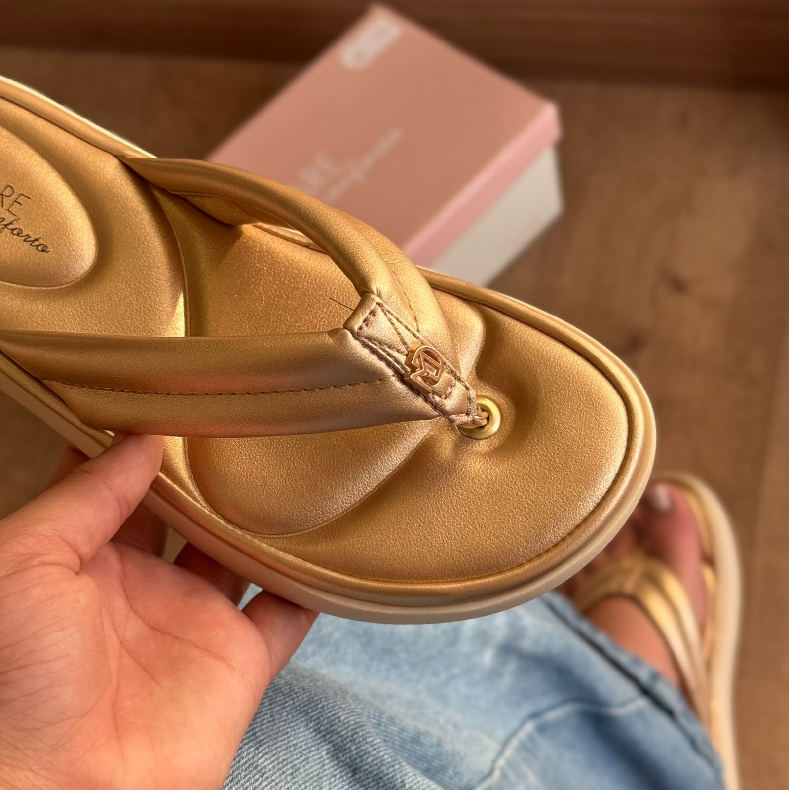 Chinelo de Dedo Modare 7208.109