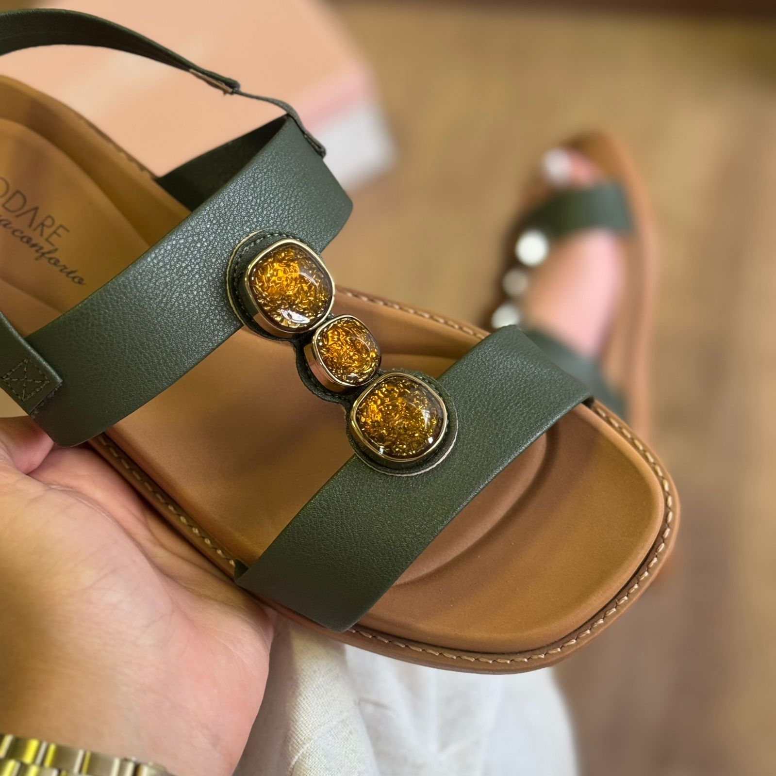 Sandália Modare Detalhe de Pedraria 7205.106