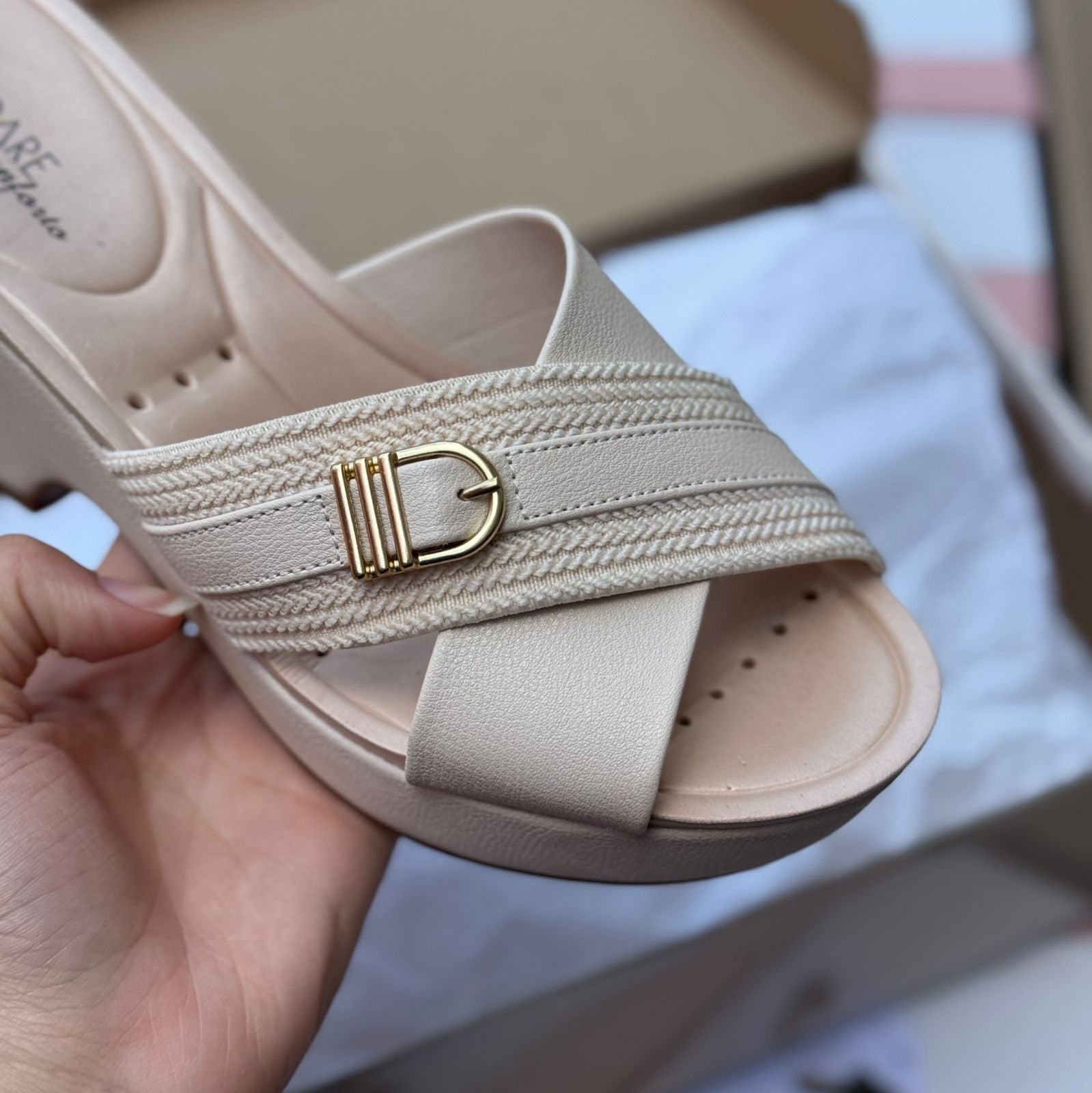 Sandália Modare Detalhe Fivela 7137.147