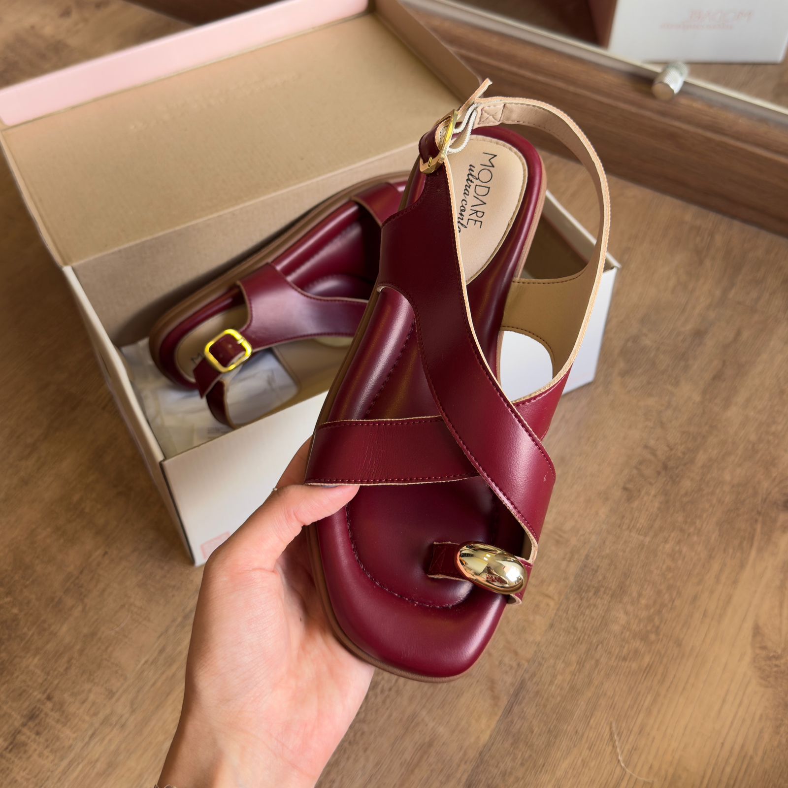 Sandália Modare Rasteirinha Tiras Cruzadas 7212.106