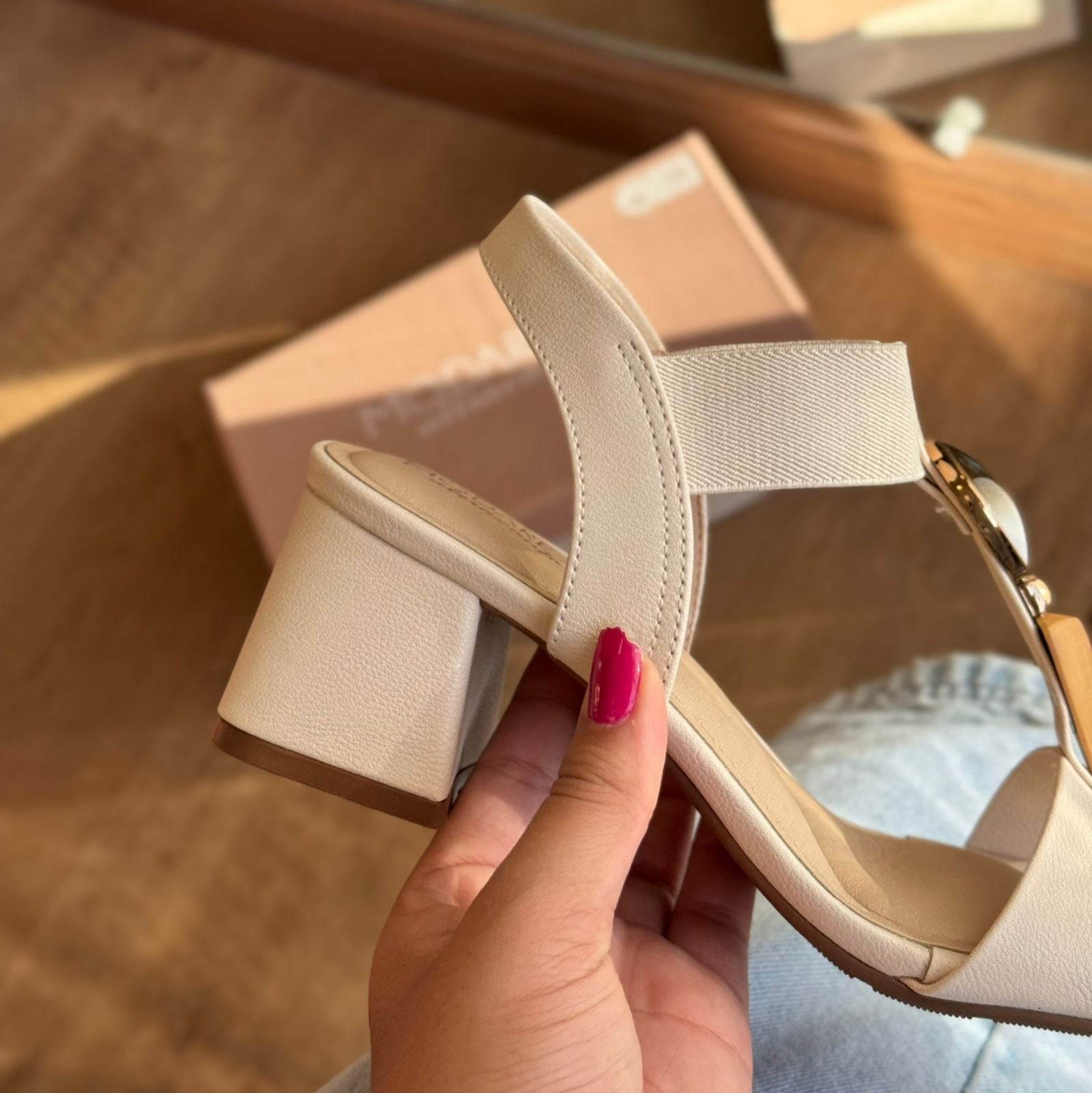 Sandália Modare Salto Bloco Médio 7172.113